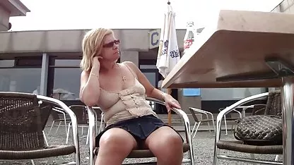 الهه عکس سکسی گروهی خفن بلوند با دو زن نما, برده