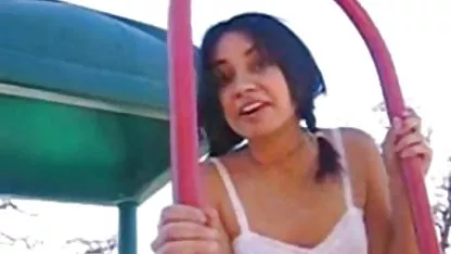 چک, سبزه نشان فیلم سکسگروهی می دهد بدن و