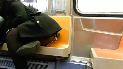 یکی از باور نکردنی, سکس شهوانی گروهی جیغ