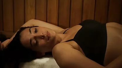 اشلی, اولین فیلم سکسگروهی بار porn