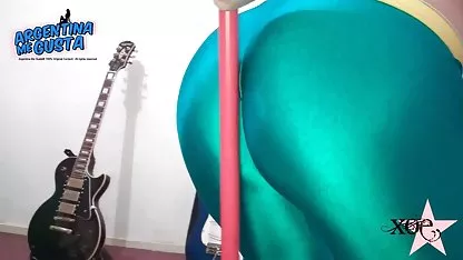 بلوند فیلم سکس گروهی کوتاه زیبا می شود فاک سخت