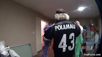 18 دانلود فیلم سکسی دسته جمعی جنس آن زمان حزب!