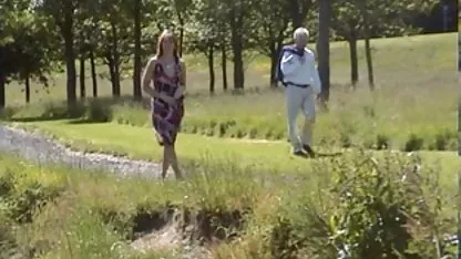 یک شب سرگرم دانلود فیلم سکسی گروهی کننده با دیک